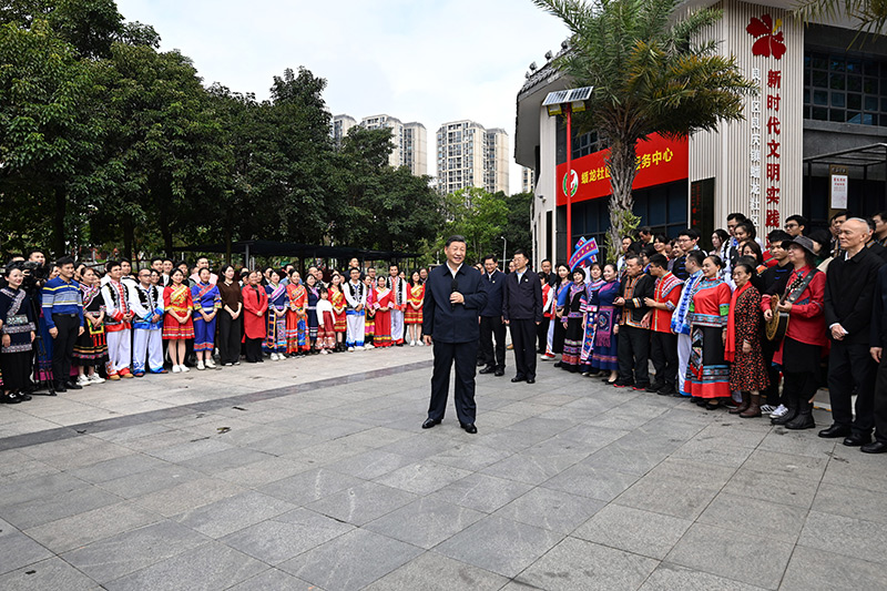 习近平在广西考察时强调 
解放思想创新求变向海图强开放发展 
奋力谱写中国式现代化广西篇章 
蔡奇陪同考察「相关图片」